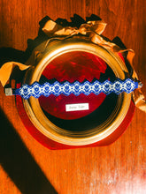 Load image into Gallery viewer, Dancing Tulip Choker