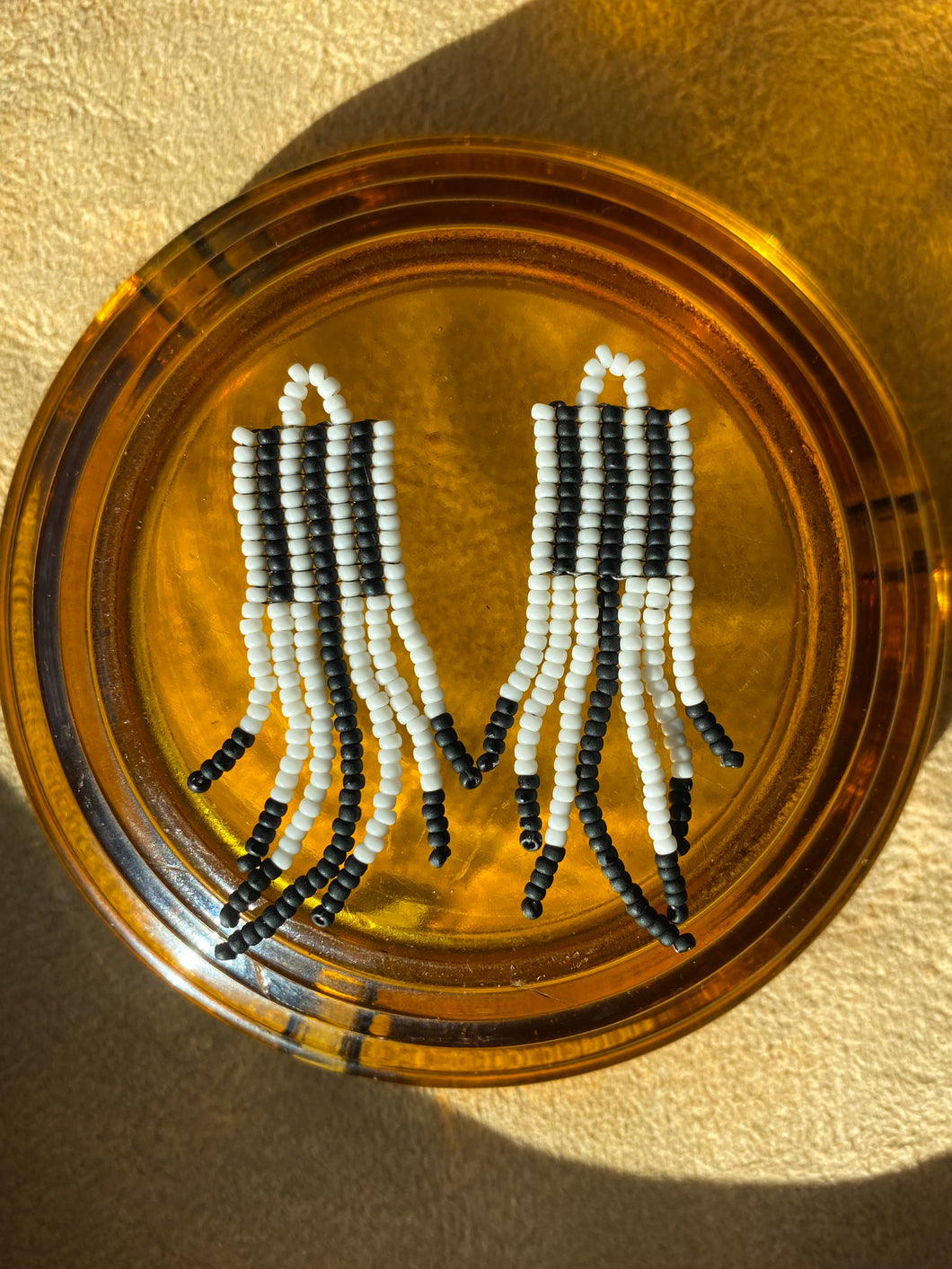 Black & White Accents